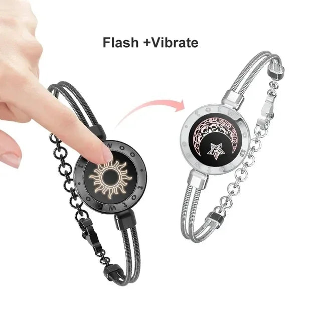 totwoo Couples Bracelets: Touch Light